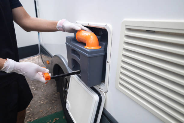 Best Affordable portable toilet rental  in Chippewa Falls, WI